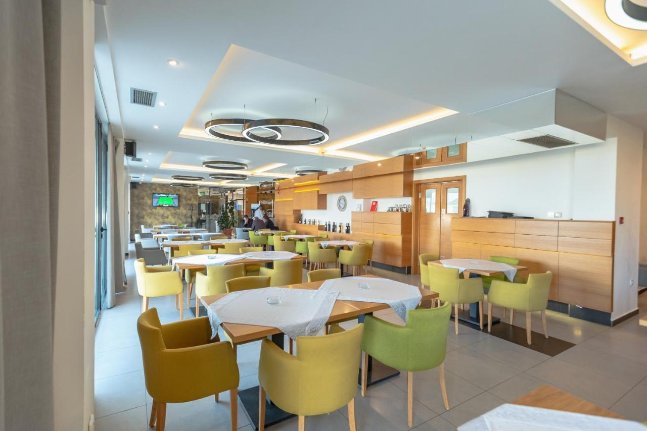 Hotel Stobex Loznica Kültér fotó