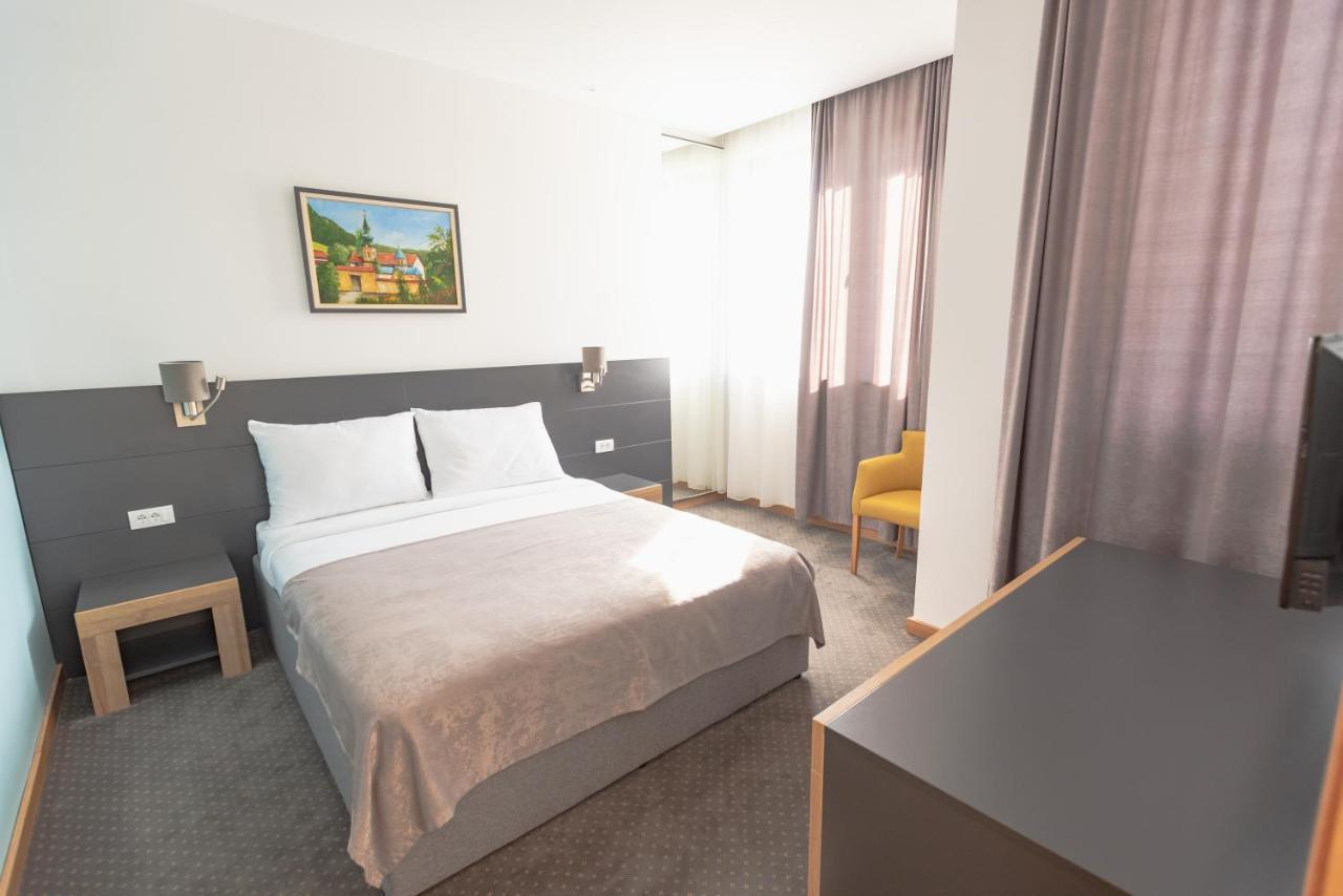 Hotel Stobex Loznica Szoba fotó
