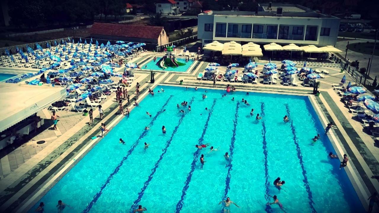 Hotel Stobex Loznica Kültér fotó